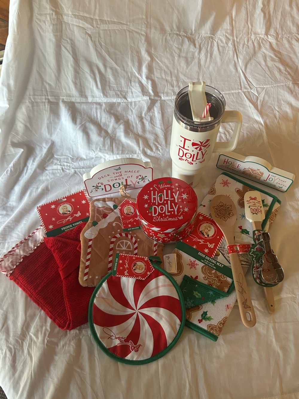 NWT Dolly Parton Christmas Bundle